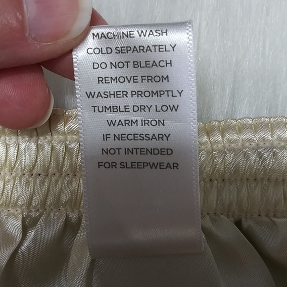 Gymboree "Family Portrait" Houndstooth Skort‎ - Picture 8 of 8